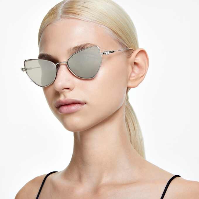 2-i-1 solbriller med klips, i markant cat-eye-form, Sk7011, hvid 2-i-1 solbriller med klips, i markant cat-eye-form, Sk7011, hvid