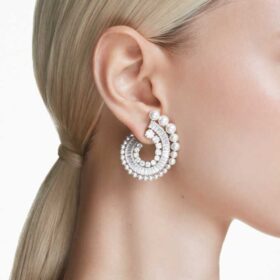 Ariana Grande X Swarovski dråbeøreringe med krystalperle, blandede slibninger, hvid, rhodineret