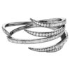 Armbåndet “Feather” fra The Vienna Collection, hvidt, rutheniumbelagt Armbåndet “Feather” fra The Vienna Collection, hvidt, rutheniumbelagt