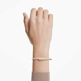 Dextera armring med magnetlås, hvid, rosaguldbelagt Dextera armring med magnetlås, hvid, rosaguldbelagt