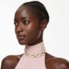Dextera-choker med runde krystaller, hvid, forgyldt Dextera-choker med runde krystaller, hvid, forgyldt