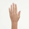 Eternity-solitaire-ring med laboratoriefremstillede diamanter på i alt 0,25 ct, rund form, sterlingsølv Eternity-solitaire-ring med laboratoriefremstillede diamanter på i alt 0,25 ct, rund form, sterlingsølv