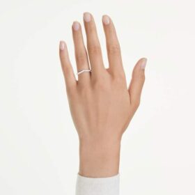 Eternity V-ring med laboratoriefremstillede diamanter, 0,25 ct i alt, runde, 14K hvidguld Eternity V-ring med laboratoriefremstillede diamanter, 0,25 ct i alt, runde, 14K hvidguld