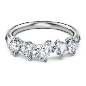 Galaxy Ring med laboratoriefremstillede diamanter, 1 ct i alt, blandede former, 14K hvidguld Galaxy Ring med laboratoriefremstillede diamanter, 1 ct i alt, blandede former, 14K hvidguld