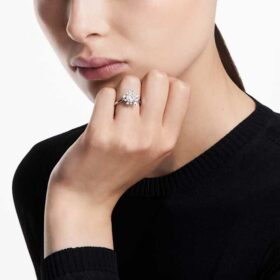 Galaxy-ring med laboratoriefremstillede diamanter, 2 ct i alt, rund form, 14K hvidguld Galaxy-ring med laboratoriefremstillede diamanter, 2 ct i alt, rund form, 14K hvidguld