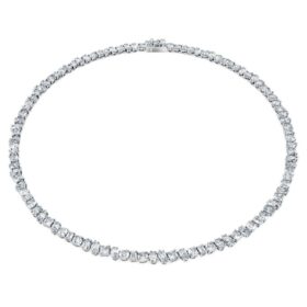 Galaxy tennis-halskæde med laboratoriefremstillede diamanter, 47,27 ct i alt, blandede former, 18K hvidguld Galaxy tennis-halskæde med laboratoriefremstillede diamanter, 47,27 ct i alt, blandede former, 18K hvidguld