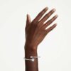 Idyllia armring med blandede slibninger, pil, hvid, rhodineret Idyllia armring med blandede slibninger, pil, hvid, rhodineret