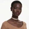 Idyllia-choker med oval slibning, hvid, guldbelagt Idyllia-choker med oval slibning, hvid, guldbelagt