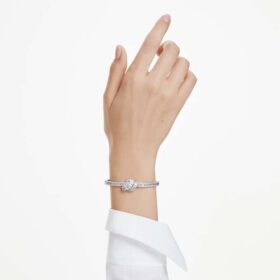 Matrix-armring med baguetteslibning, knude, hvid, rhodiumbelagt Matrix-armring med baguetteslibning, knude, hvid, rhodiumbelagt