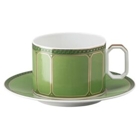 Signum kop med underkop i porcelæn, grøn