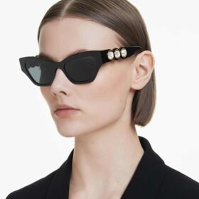 Solbriller i Cat-Eye-form, sort