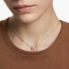 Stilla vedhæng, rundslibet, hvid, guldbelagt