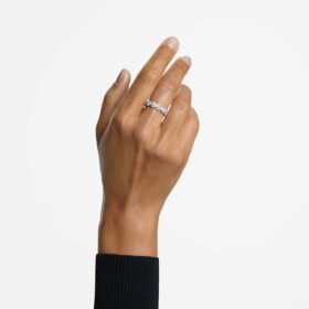 Una Angelic-ring, rundslibet, hvid, rhodiumbelagt Una Angelic-ring, rundslibet, hvid, rhodiumbelagt